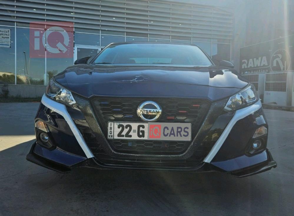 نيسان ألتيما